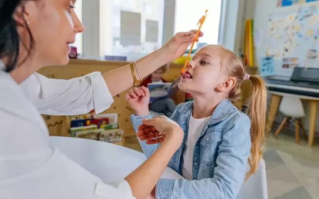 Keçiörende Dil ve Konuşma Terapisi: Özyaşam Özel Eğitim Merkezi